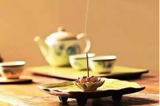 綠茶碧螺春怎么泡簡(jiǎn)易步驟，沖泡碧螺春的十二步驟口訣