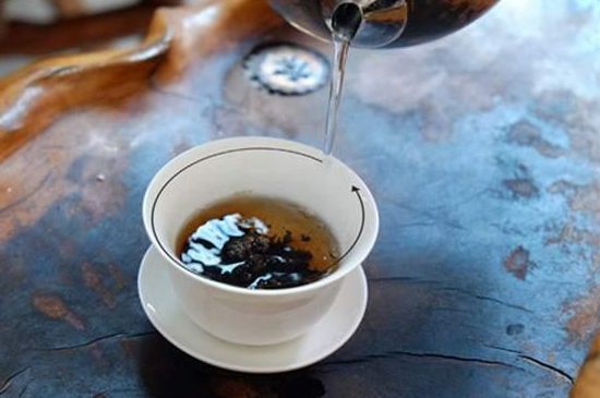 喝茶茶桌上的禮儀有哪些，泡茶待客十大禮儀不可不做！