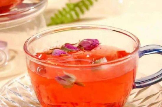 蜂蜜泡茶葉的副作用，蜂蜜泡茶葉有什么禁忌