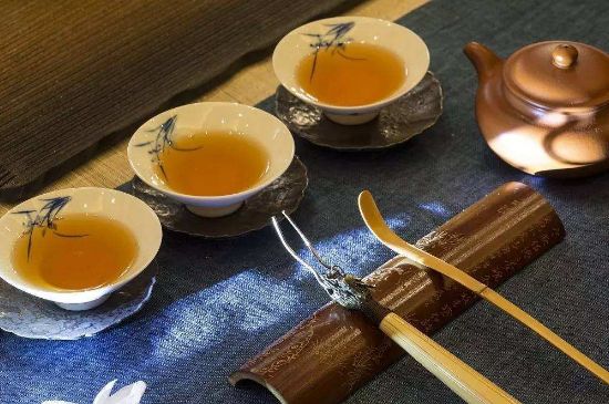 哪些茶適合泡功夫茶，功夫茶應(yīng)該配什么茶葉