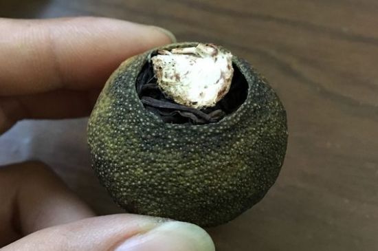 怎么知道小青柑是真的假的圖片，如何區(qū)分真假新會(huì)小青柑