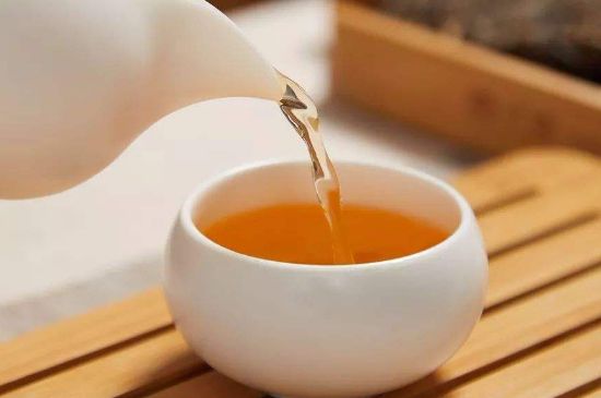 泡好的茶水放冰箱能保存多久，泡好的茶冷藏放多久？