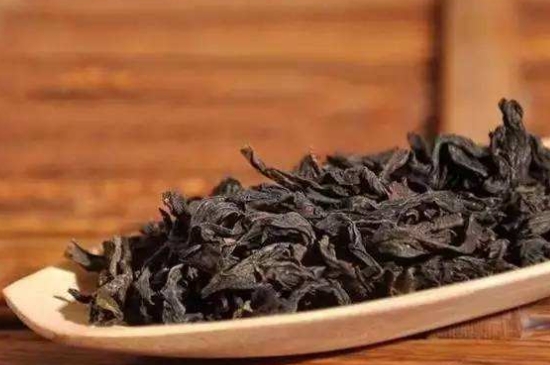 怎樣炭焙巖茶？揭秘武夷巖茶的炭焙技藝