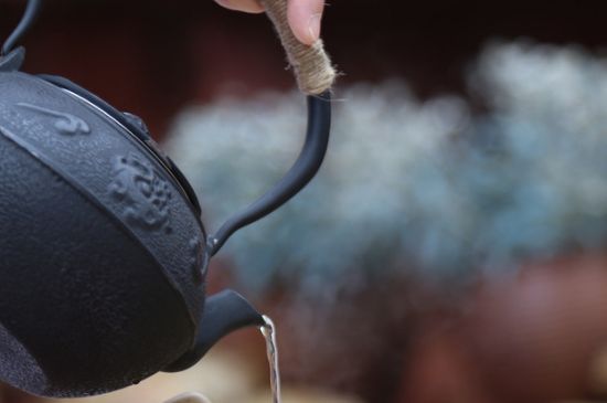 鐵壺是泡茶還是煮茶，鐵壺泡茶好嗎