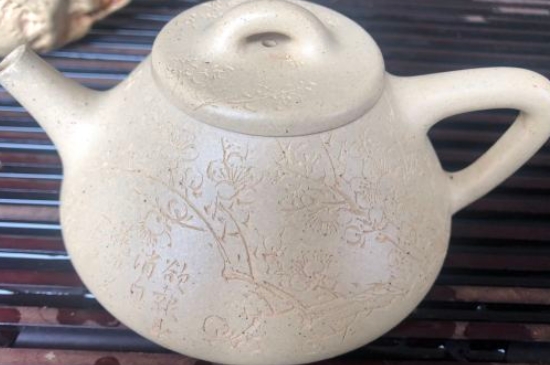 新買的紫砂壺為什么會(huì)裂，真的紫砂壺是不是很容易開(kāi)裂？