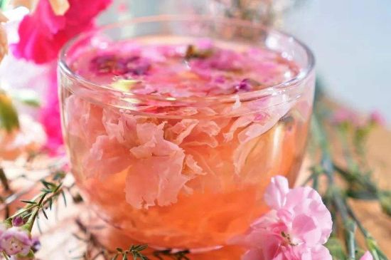 玫瑰花的最佳搭配，喝玫瑰花茶搭配什么喝好？