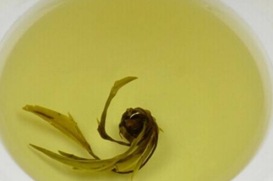 茉莉龍珠茶男人能喝嗎，男性夏季可以喝龍珠茶嗎