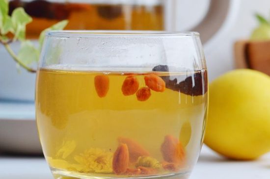 菊花茶的最佳搭配有哪幾樣，菊花茶和什么搭配喝效果好？