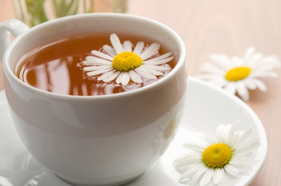 經(jīng)常菊花泡水好嗎，喝菊花茶有什么好處？