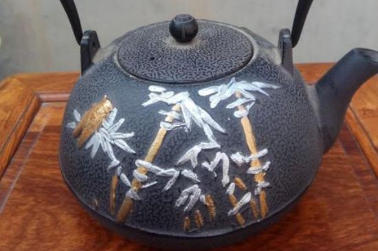 日本新鐵壺多少錢一個(gè)，如何選購鐵壺