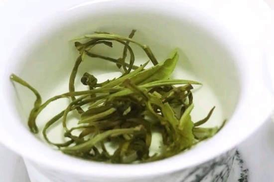 茉莉香珠跟龍珠有什么區(qū)別嗎，茉莉龍珠和茉莉香珠那個好？