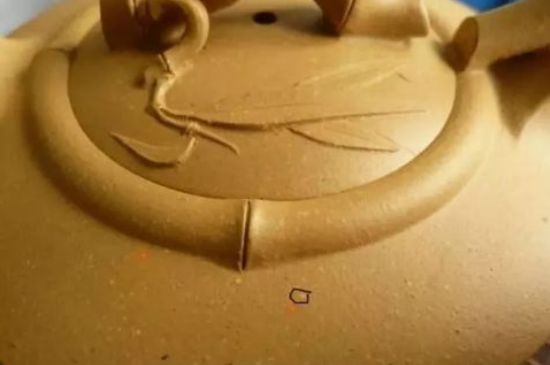 本山綠泥紫砂壺小黑點多嗎，真正本山綠泥會吐黑嗎？