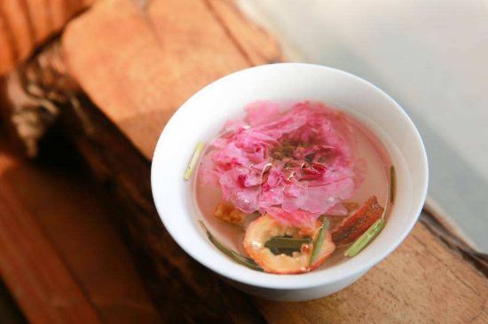 玫瑰花的最佳搭配，喝玫瑰花茶搭配什么喝好？