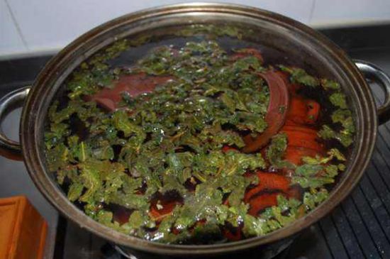 開(kāi)壺放豆腐是錯(cuò)誤的，新買(mǎi)的紫砂壺正確開(kāi)壺建議