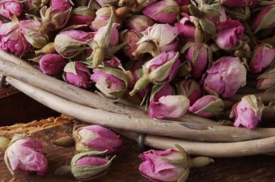 玫瑰花茶是應該煮還是蒸，玫瑰花茶是不是煮一下效果更好？
