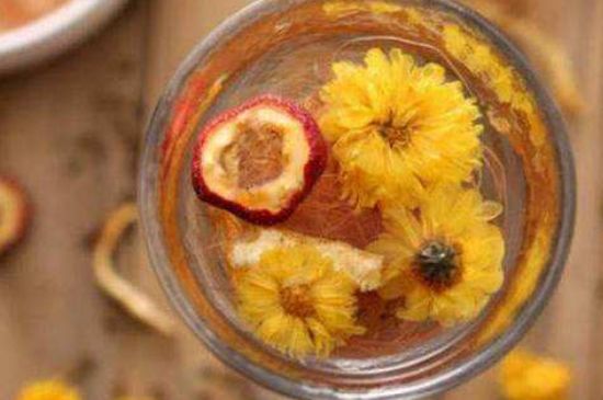 祛濕氣雙花茶，喝什么花茶祛濕氣排毒養(yǎng)顏