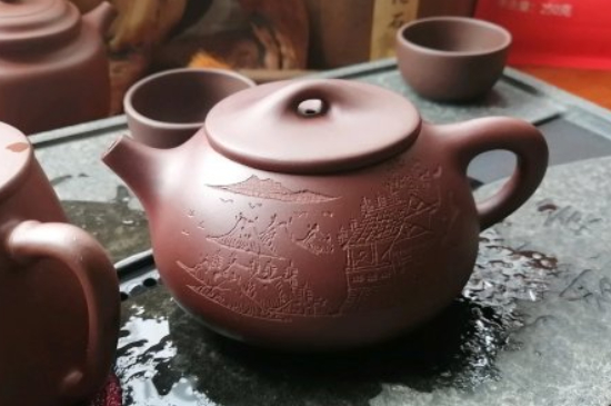 紫砂開壺和不開壺的區(qū)別，<a href=http://www.nanfanggl.com/chaju/zisha/ target=_blank class=infotextkey>紫砂壺開壺</a>的正確方法及開壺建議