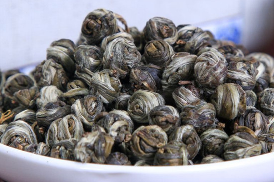 茉莉龍珠一次泡幾顆，茉莉龍珠一一杯放幾顆