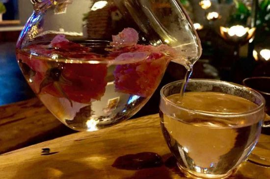 好玫瑰花茶多少錢(qián)一斤啊，玫瑰花茶價(jià)格多少錢(qián)合理？