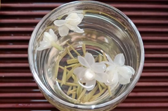茉莉泡水禁忌，喝茉莉茶葉有什么禁忌