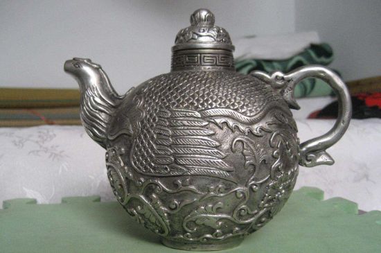 銀壺泡茶后為什么會(huì)變黑，銀壺內(nèi)膽發(fā)黑怎么辦