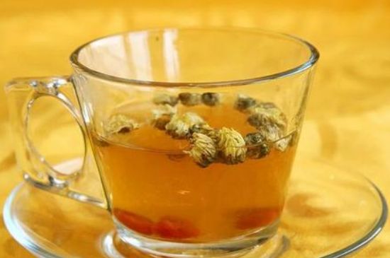 菊花茶的最佳搭配有哪幾樣，菊花茶和什么搭配喝效果好？