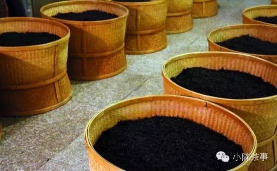 怎樣炭焙巖茶？揭秘武夷巖茶的炭焙技藝