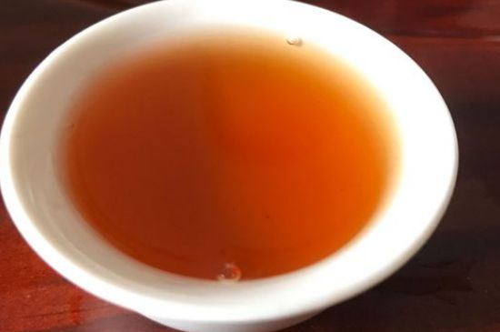 正山小種喝起來苦澀有點(diǎn)酸對(duì)嗎，正山小種發(fā)酸有害嗎