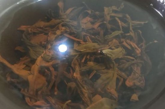 經(jīng)期喝紅茶有什么壞處，女性經(jīng)期可以喝紅茶嗎