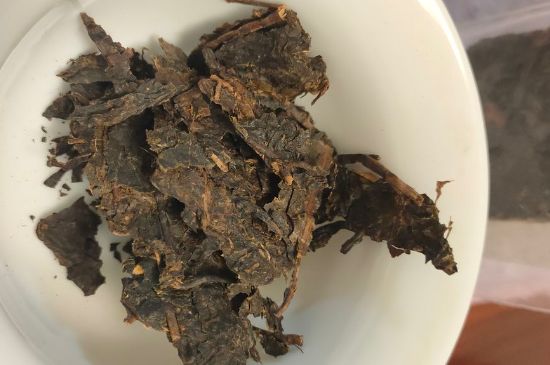 一天什么時候喝黑茶最好，喝黑茶一天最佳時間和季節(jié)