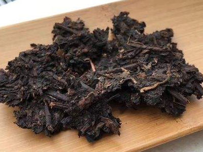 黑茶的功效與作用，長期喝黑茶有什么功效？