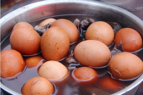 龍井茶放二年了能喝嗎，過期龍井茶的妙用！