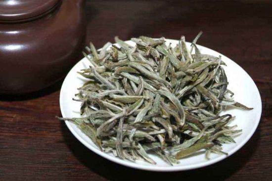 什么人不能喝白茶，白茶不宜什么人喝？