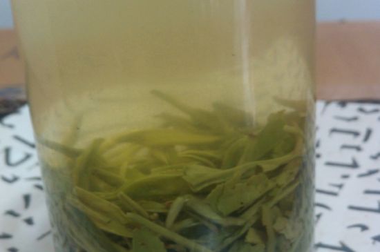 碧螺春為什么泡水渾濁，碧螺春茶葉泡水感覺很臟是混濁的