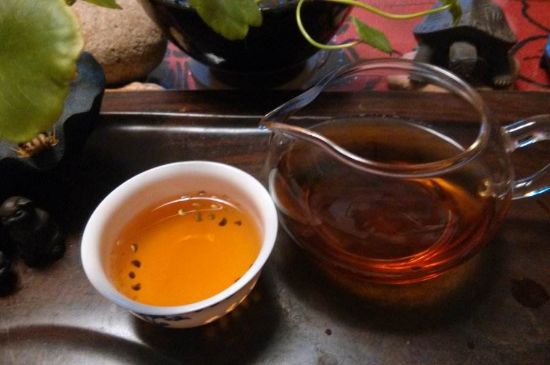 正山小種對胃好嗎，正山小種養(yǎng)胃還是傷胃