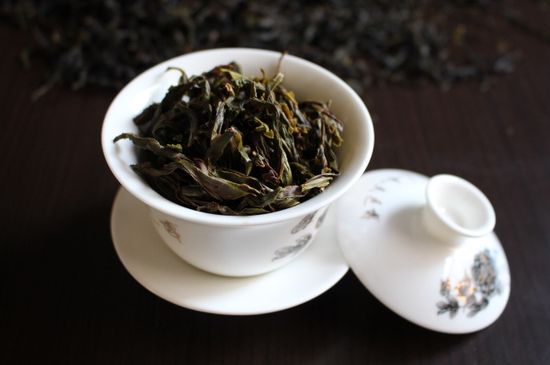 鋸朵仔跟鴨屎香哪個貴，鋸朵子和鴨屎香哪個好喝？