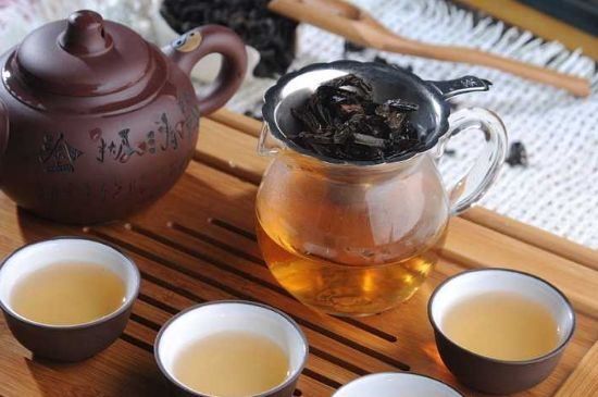 母樹大紅袍給誰喝了，為什么母樹大紅袍叫三棵六株？