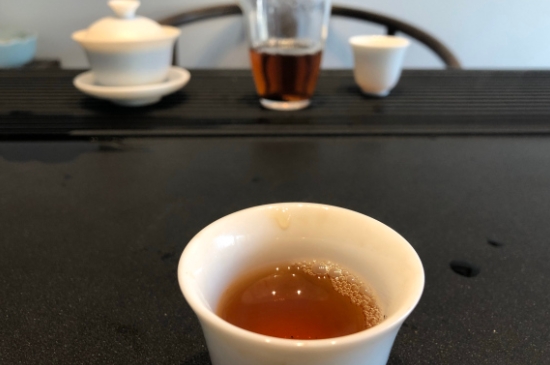 為什么喝巖茶會上火，巖茶喝多上火怎么辦？