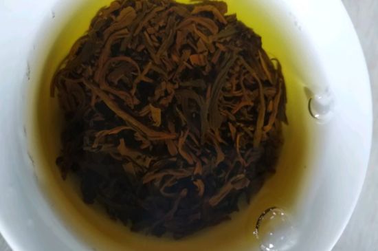 正山小種很細(xì)還很黑亮，正山小種越細(xì)越好嗎