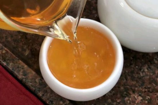 女人晚上喝紅茶好嗎，女人紅茶啥時(shí)候喝最好？