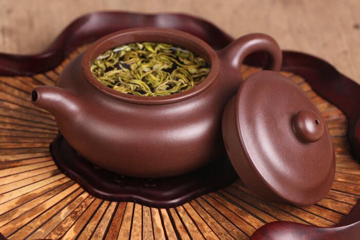 紫砂壺如何開壺，正確的<a href=http://www.nanfanggl.com/chaju/zisha/ target=_blank class=infotextkey>紫砂壺開壺</a>方法