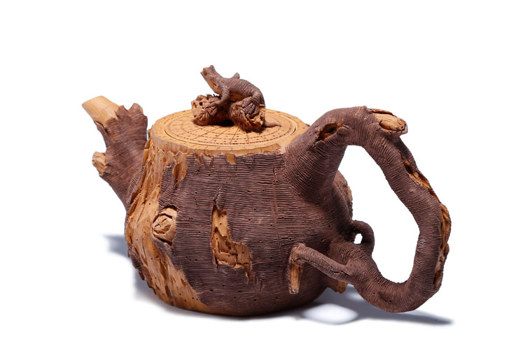 仿木外皮紫砂壺，創(chuàng)意木樁手工雕刻紫砂壺